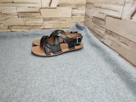 Clarks 36 - dámske čierne kožené sandále, clarks,36