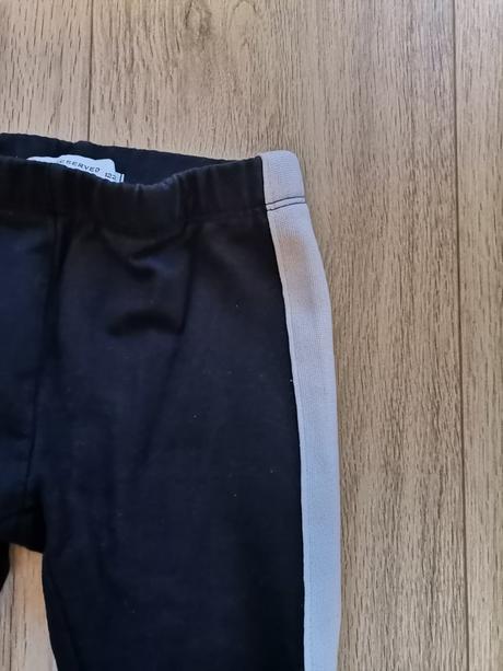 Leginy, reserved,122