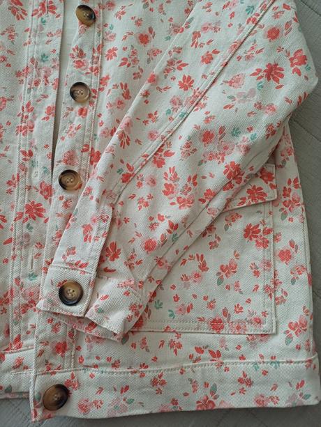 Úžasná  prechodná bunda č.s/m, s