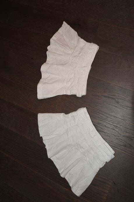 Biele kvalitne znackove sportove sukne 2-5r., 98