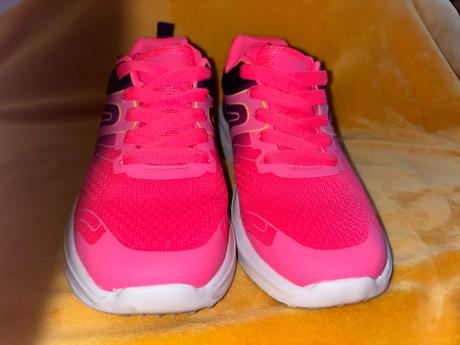 Bežecké tenisky, 40