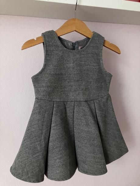 Šaty s kožinkou, 92