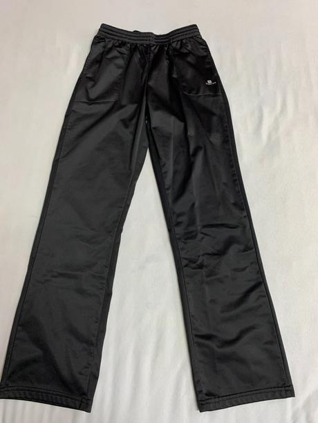 Tepláky, domyos,158