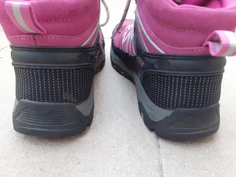 Dievčenské kvalitné turistické goretex topánky cmp, 40