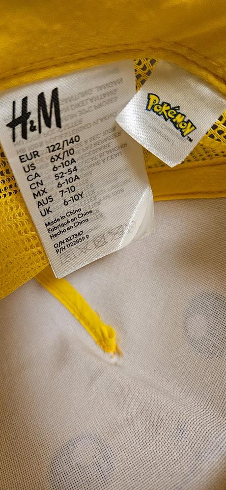 Siltovka pikachu, h&m,140