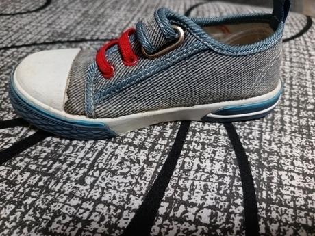 Riflové tenisky, 28