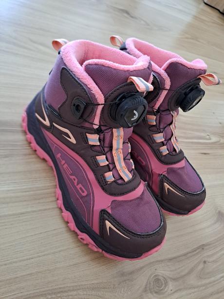 Turistické topanky, 31