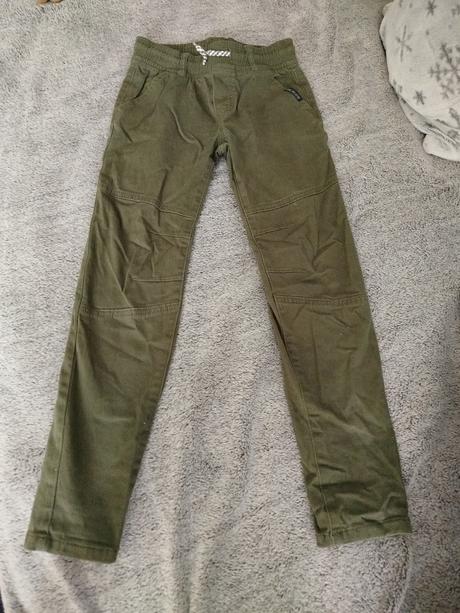 Chlapčenské nohavice, 128