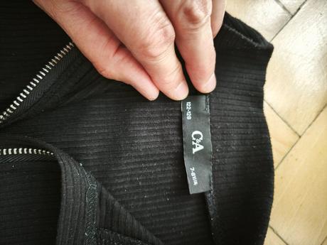 Tričko so stojacikom a zipsom, c&a,122