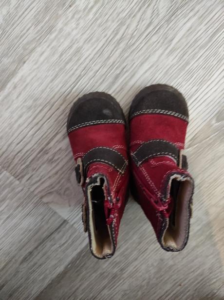 Prechodne cizmicky, 19