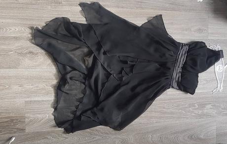 Spoločenské šaty na jedno rameno čierne, s