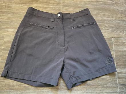 Šortky č.40, 40