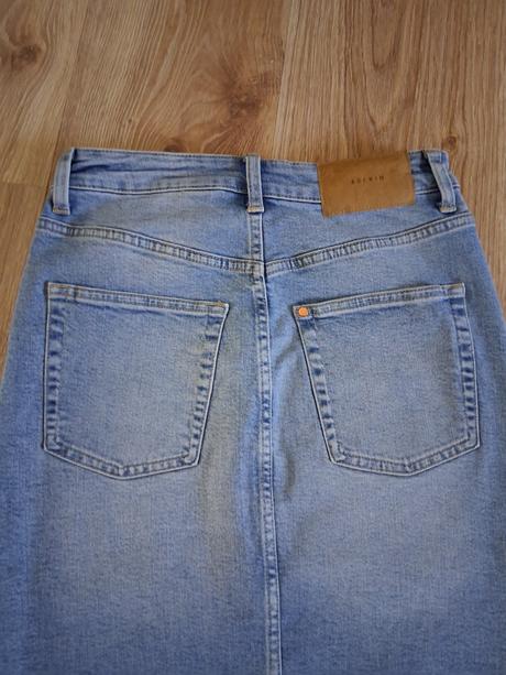 Bledomodrá riflová sukňa, h&m,36