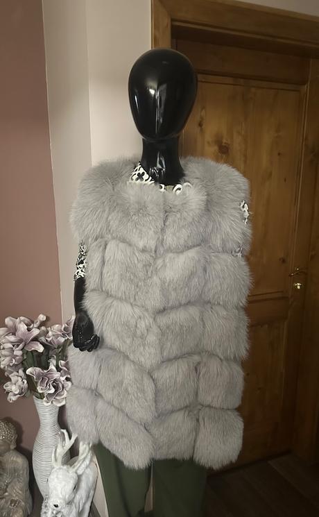 Sivá kožušinová vesta z pravej líšky, l / m