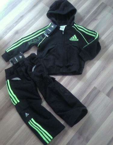 Adidas tepláková súprava, adidas,104