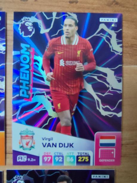 Futbalové kartičky premier league 2025 - phenom,