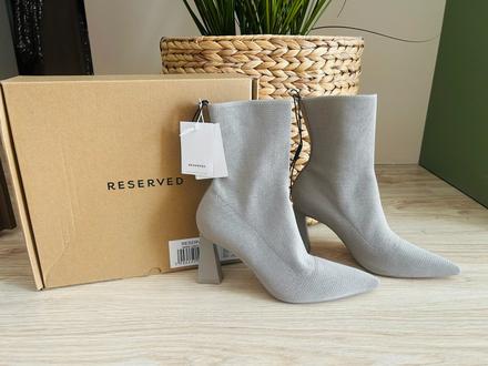 Krásne členkové čižmy značky reserved, pc 46 eur, reserved,38