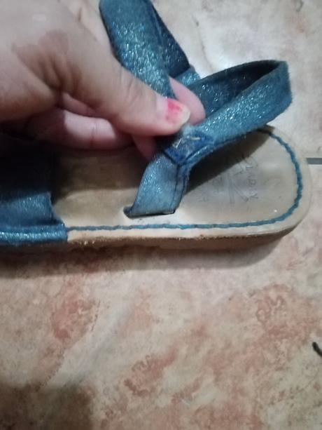 Dievčenske sandálky, 32