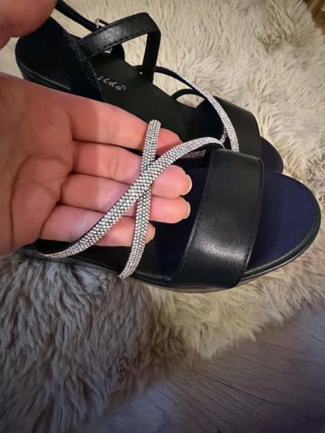 Stylove damske nove sandalky na platforme, 38