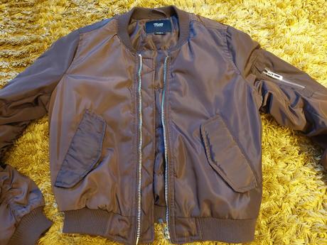 Bombera s postou, house,s