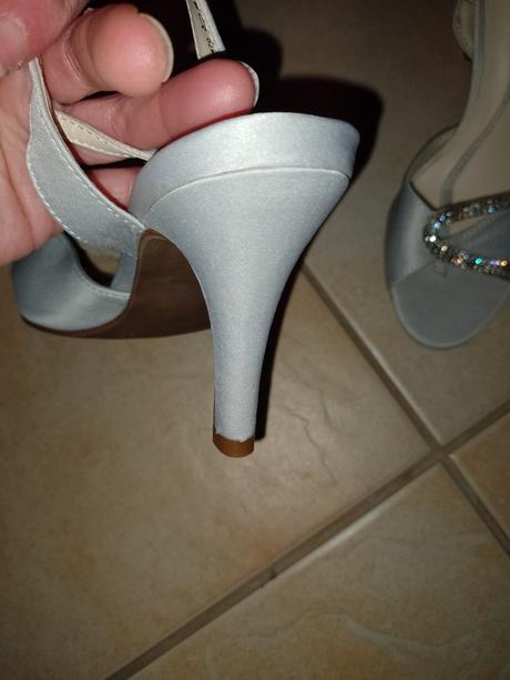 Sedo strieborné sandale, 37