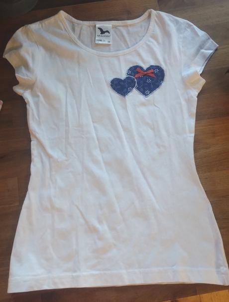 Súprava s folklórnym motívom, 