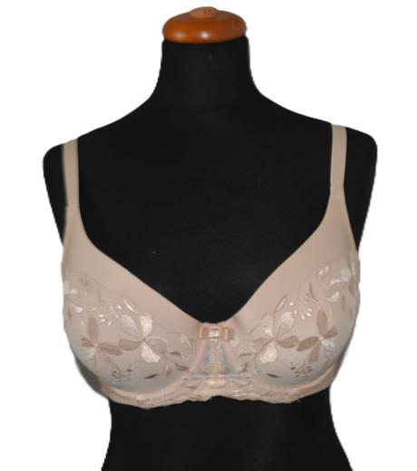 Triumph podprsenka 75c, triumph,75c