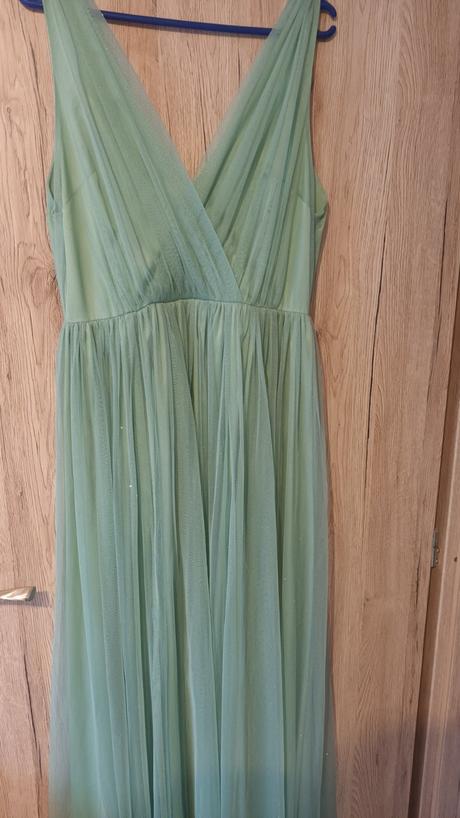 Spoločenské saty vymena nie, l