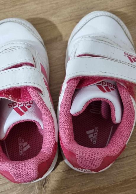 Botasky adidas v.22, adidas,22