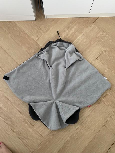 Fusak do autosedacky, 