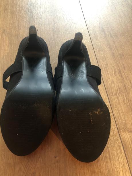 Spoločenské topanky, 38