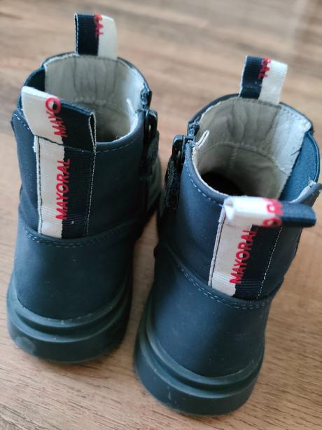 Dievčenské topánky, 28