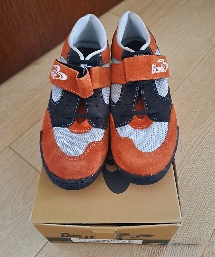 Turistické tretry biemme, 37