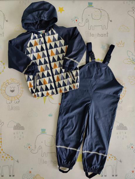 Súprava do dažďa, lupilu,110