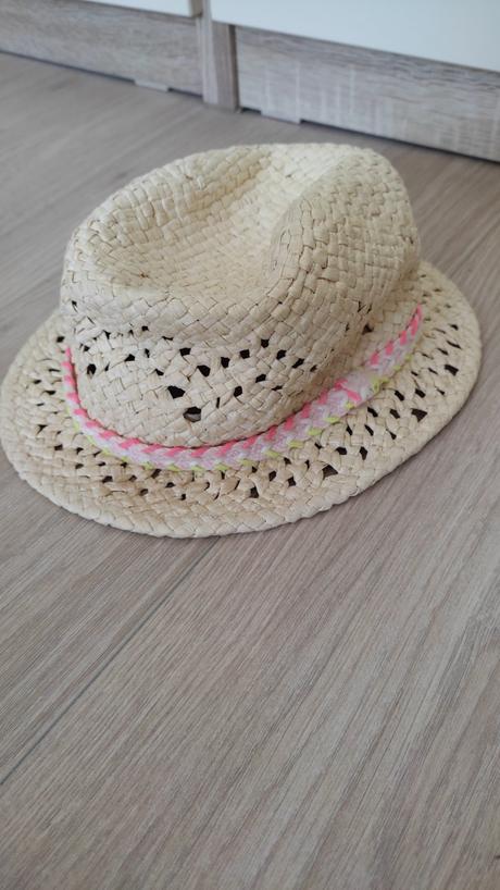Slamený klobúcik, h&m,104