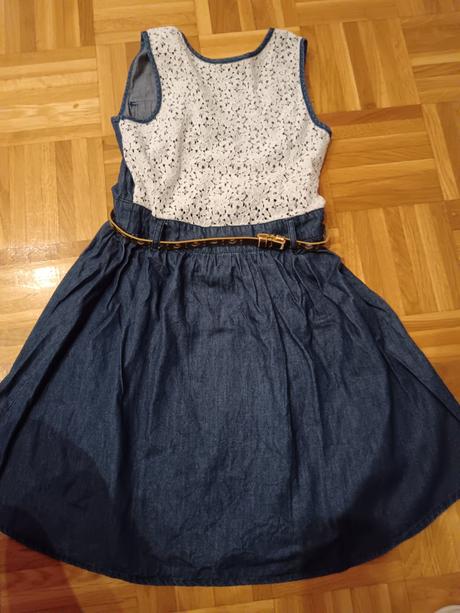 Nádherné šatky, guess,152