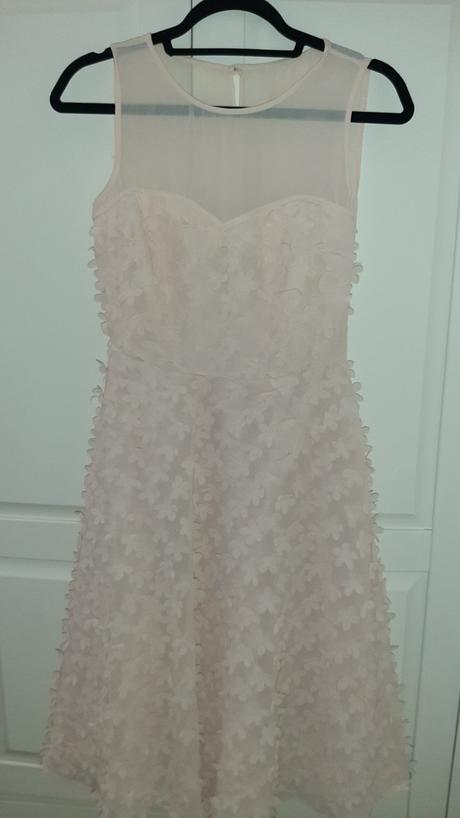 Kvietkované šaty, krásne, f&f,34