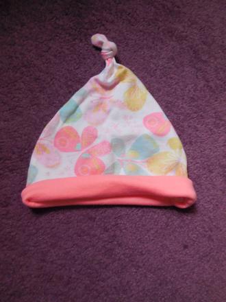 Dievčenská ľahka čiapočka, 74