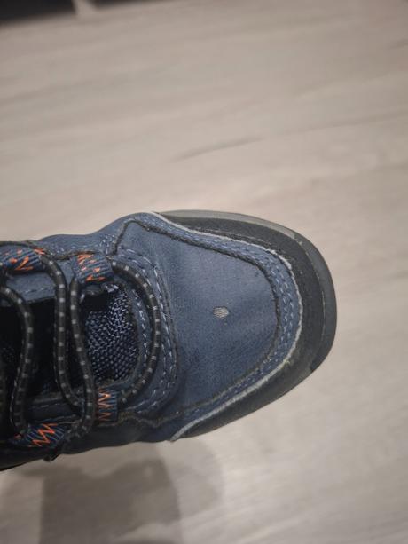 Zateplené modré topánky, 26