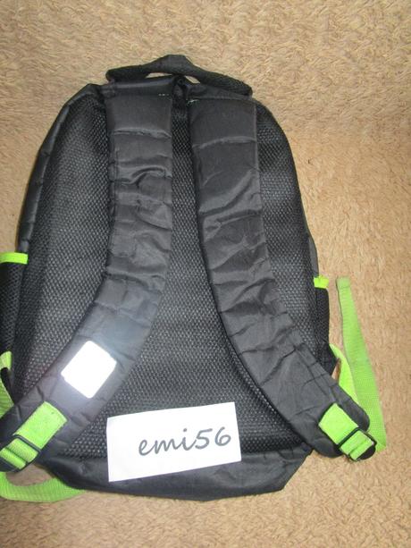 2762. školské tašky 2x, 