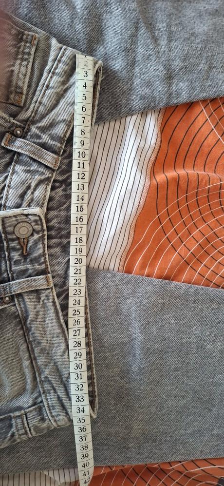 Sivé mom jeans, 34