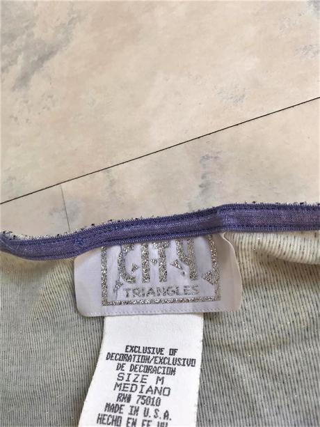 Extravagantné lurexové šaty, 34