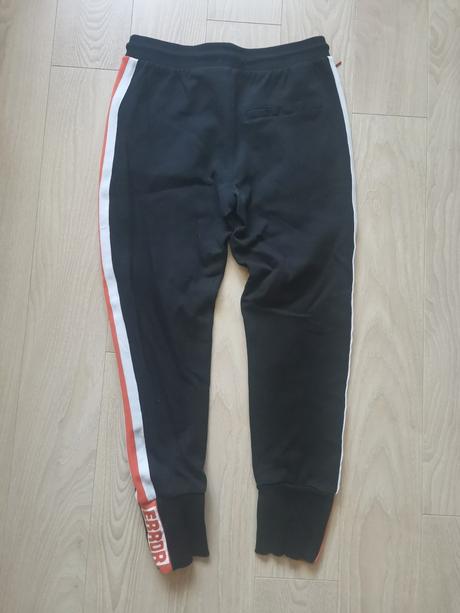 Tepláky nenosené, reserved,164