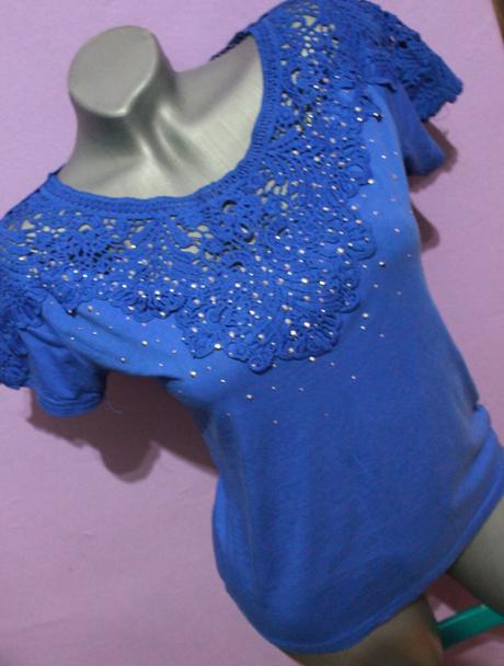 Modra bluzka so zdobenim, m