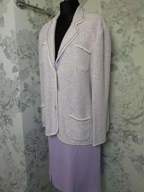 Luxusny pekny kostym na slavnost, 46