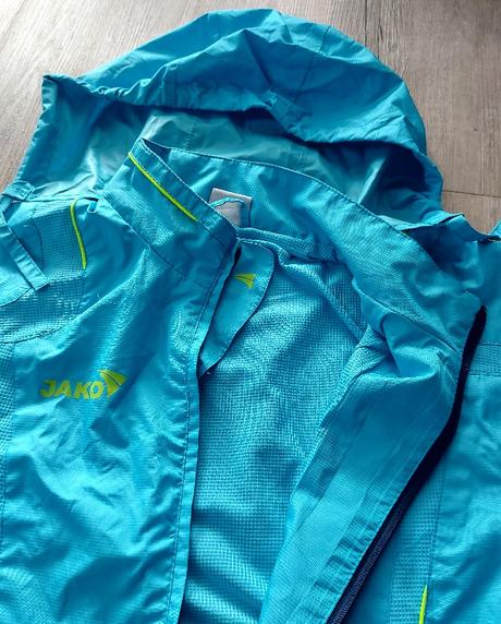 Belasá športová vetrovka jako, 164