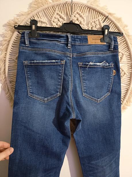 Džínsy stradivarius, stradivarius,s