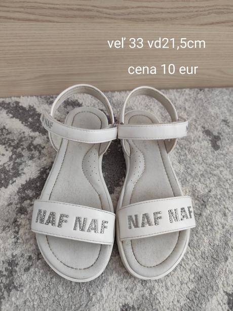 Sandálky, 33