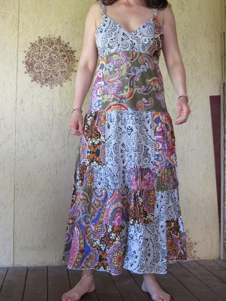 Vzorované maxi šaty, m