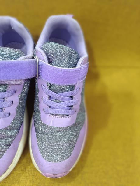 Botasky blikajúce sprandi, sprandi,34